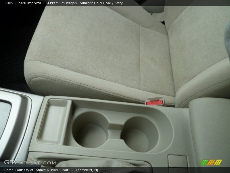 Sunlight Gold Opal / Ivory 2009 Subaru Impreza 2.5i Premium Wagon