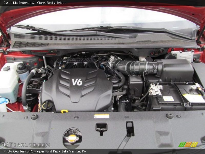 Claret Red / Beige 2011 Kia Sedona LX