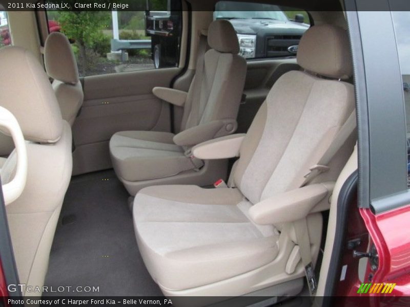 Claret Red / Beige 2011 Kia Sedona LX