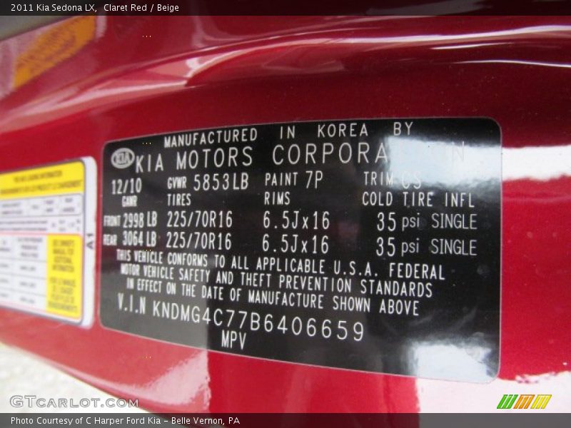 Claret Red / Beige 2011 Kia Sedona LX