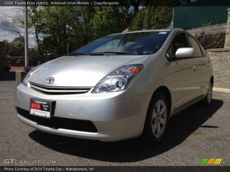 Millenium Silver Metallic / Gray/Burgundy 2005 Toyota Prius Hybrid