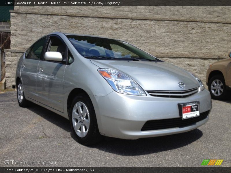 Millenium Silver Metallic / Gray/Burgundy 2005 Toyota Prius Hybrid