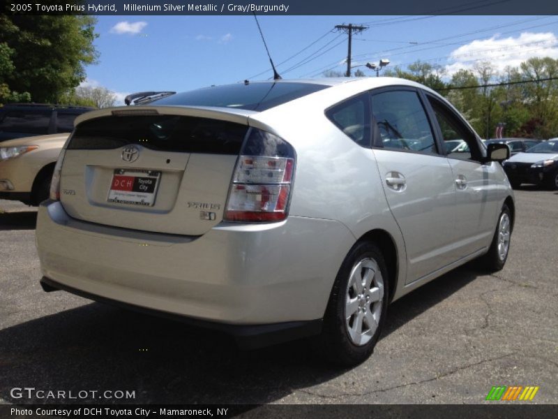 Millenium Silver Metallic / Gray/Burgundy 2005 Toyota Prius Hybrid