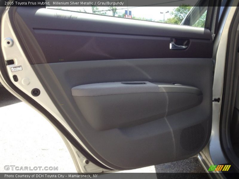 Millenium Silver Metallic / Gray/Burgundy 2005 Toyota Prius Hybrid