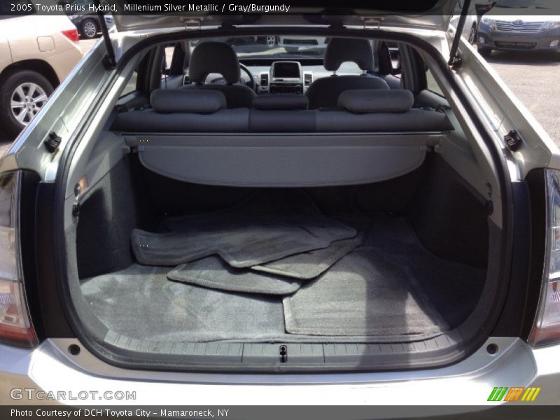 Millenium Silver Metallic / Gray/Burgundy 2005 Toyota Prius Hybrid