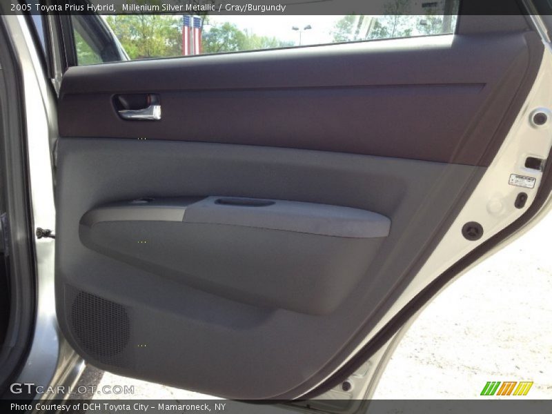 Millenium Silver Metallic / Gray/Burgundy 2005 Toyota Prius Hybrid