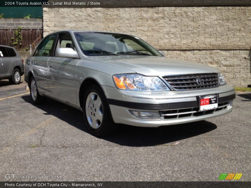 Lunar Mist Metallic / Stone 2004 Toyota Avalon XLS