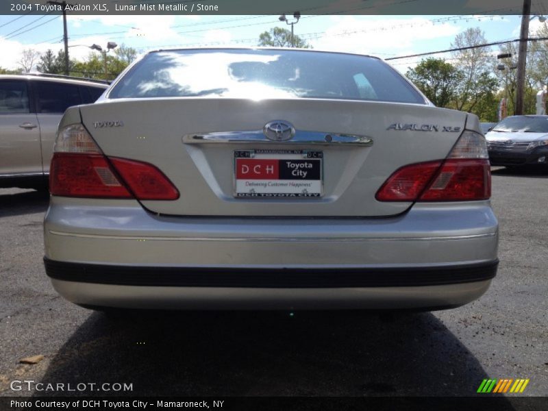 Lunar Mist Metallic / Stone 2004 Toyota Avalon XLS
