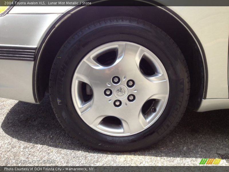 Lunar Mist Metallic / Stone 2004 Toyota Avalon XLS