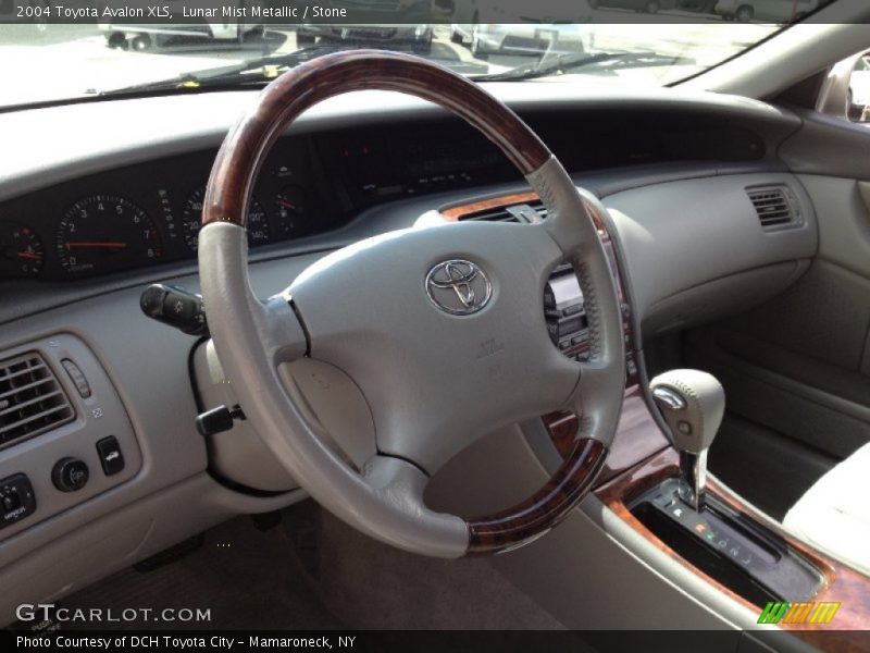 Lunar Mist Metallic / Stone 2004 Toyota Avalon XLS