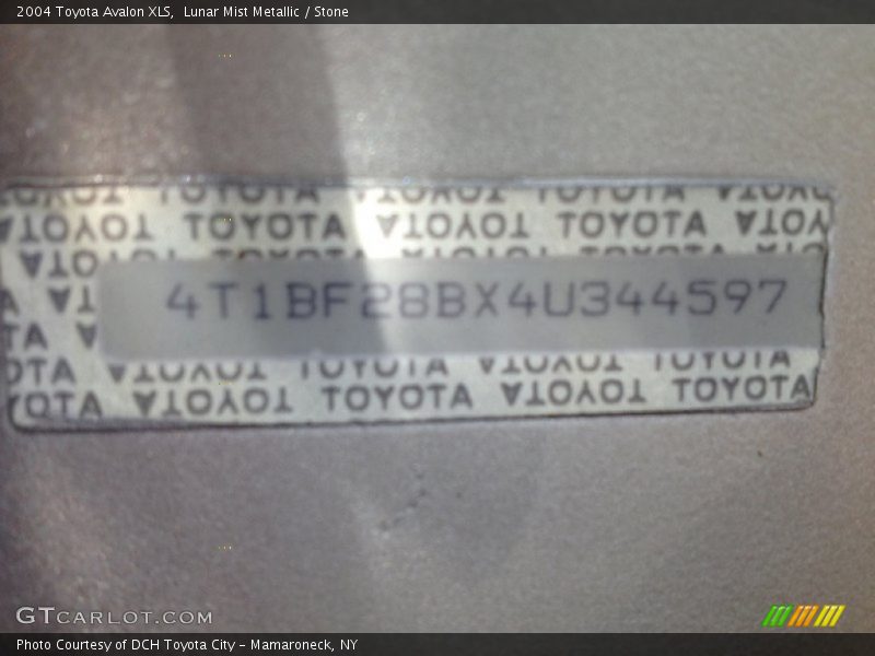Lunar Mist Metallic / Stone 2004 Toyota Avalon XLS
