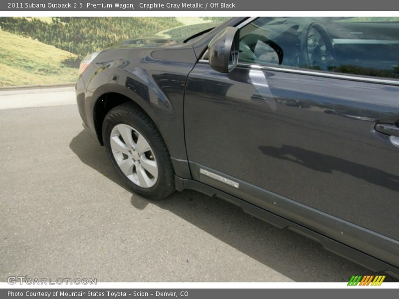 Graphite Gray Metallic / Off Black 2011 Subaru Outback 2.5i Premium Wagon