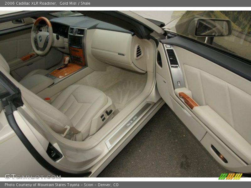 Gold Mist / Shale 2006 Cadillac XLR Roadster
