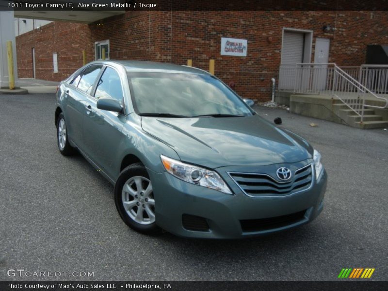 Aloe Green Metallic / Bisque 2011 Toyota Camry LE