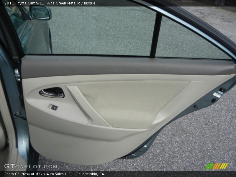 Aloe Green Metallic / Bisque 2011 Toyota Camry LE