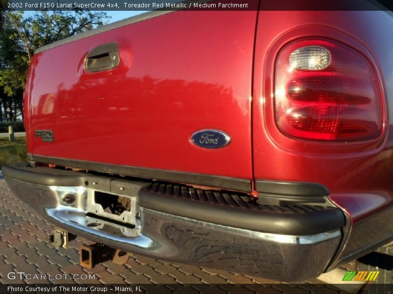 Toreador Red Metallic / Medium Parchment 2002 Ford F150 Lariat SuperCrew 4x4
