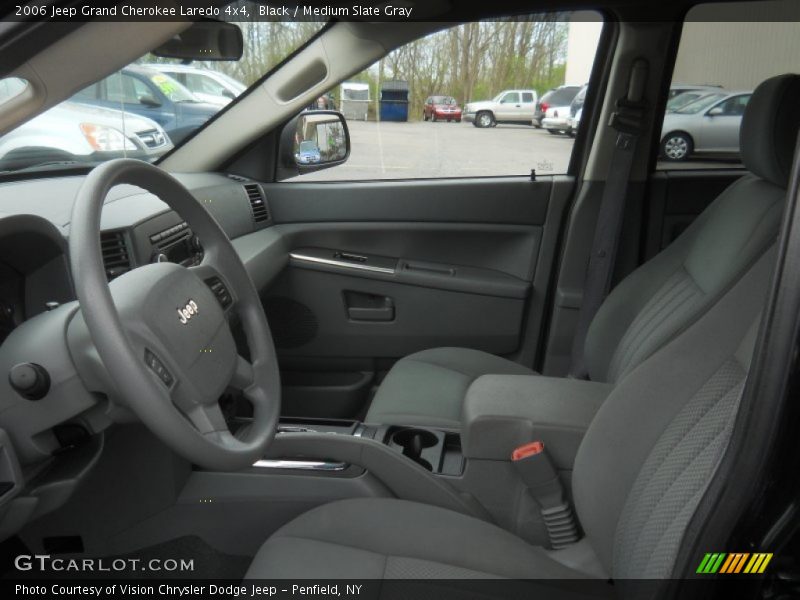 Black / Medium Slate Gray 2006 Jeep Grand Cherokee Laredo 4x4