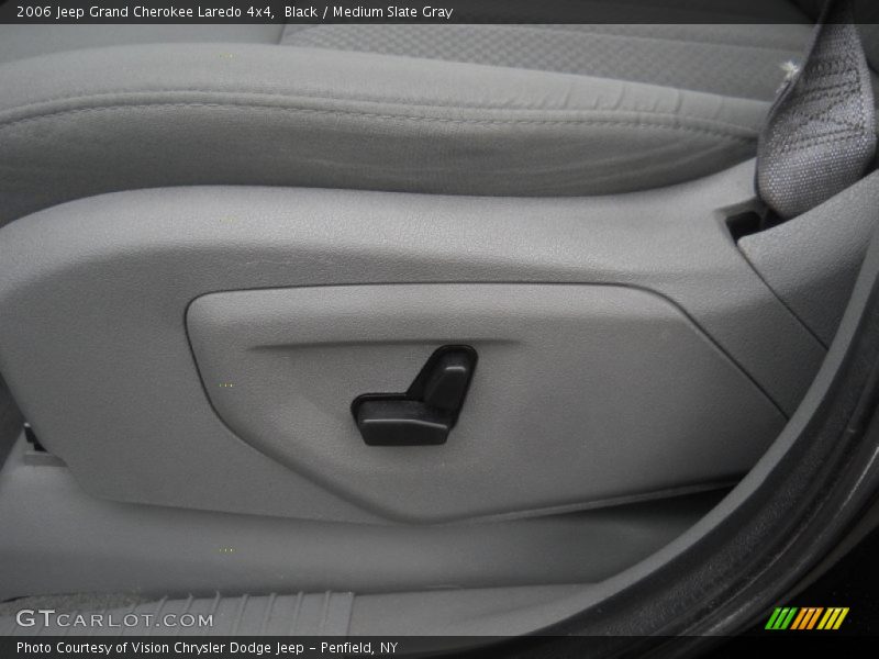 Black / Medium Slate Gray 2006 Jeep Grand Cherokee Laredo 4x4
