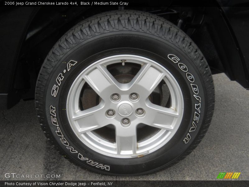 Black / Medium Slate Gray 2006 Jeep Grand Cherokee Laredo 4x4