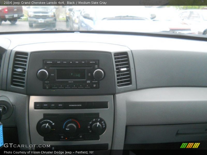 Black / Medium Slate Gray 2006 Jeep Grand Cherokee Laredo 4x4