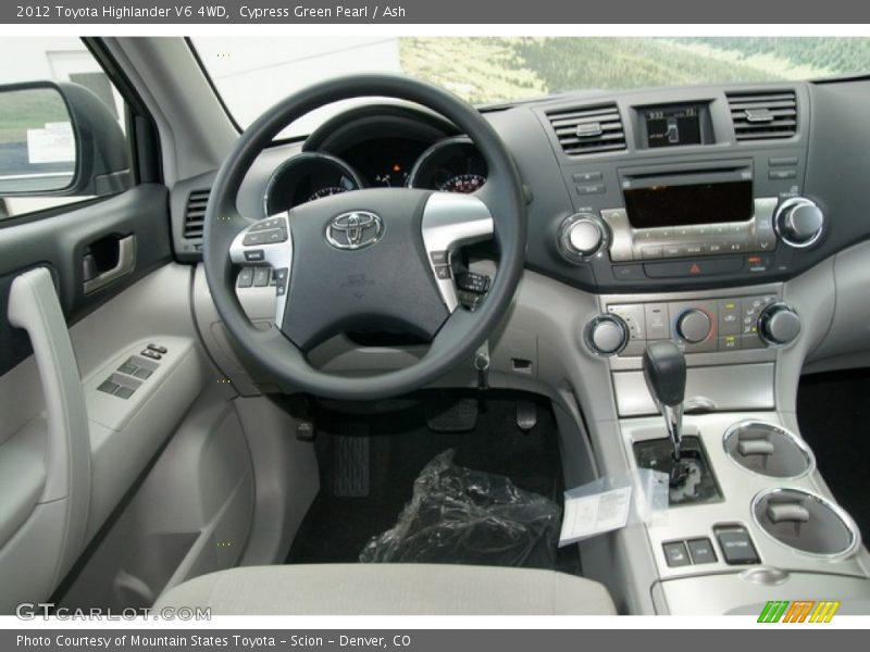 Cypress Green Pearl / Ash 2012 Toyota Highlander V6 4WD