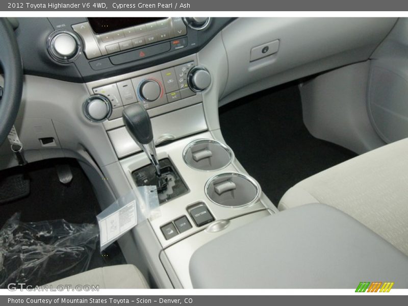 Cypress Green Pearl / Ash 2012 Toyota Highlander V6 4WD