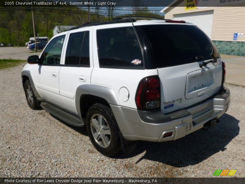 Summit White / Light Gray 2005 Chevrolet TrailBlazer LT 4x4