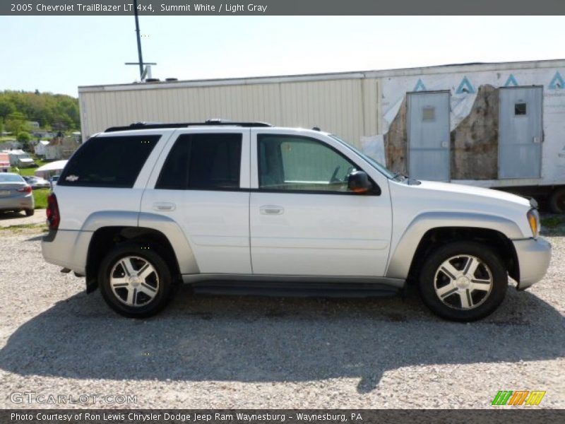 Summit White / Light Gray 2005 Chevrolet TrailBlazer LT 4x4