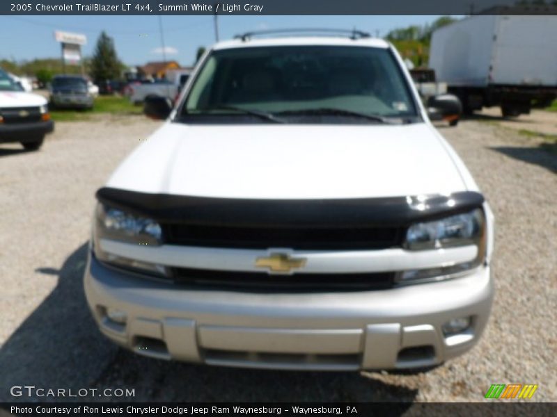 Summit White / Light Gray 2005 Chevrolet TrailBlazer LT 4x4