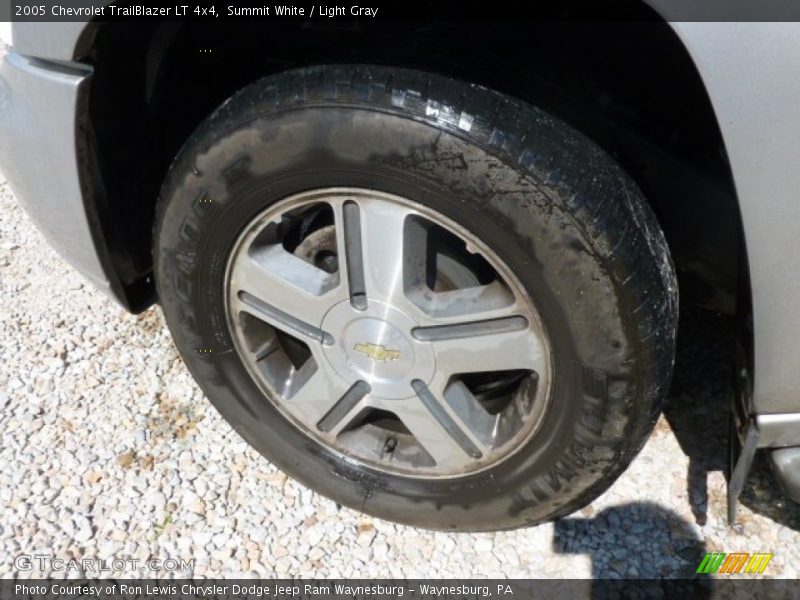 Summit White / Light Gray 2005 Chevrolet TrailBlazer LT 4x4