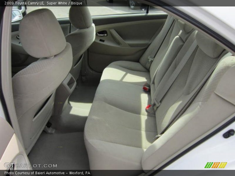 Super White / Bisque 2009 Toyota Camry LE