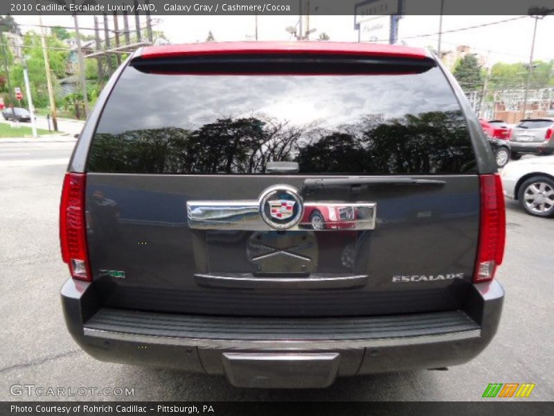 Galaxy Gray / Cashmere/Cocoa 2010 Cadillac Escalade Luxury AWD