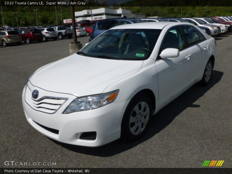 Super White / Ash Gray 2010 Toyota Camry LE