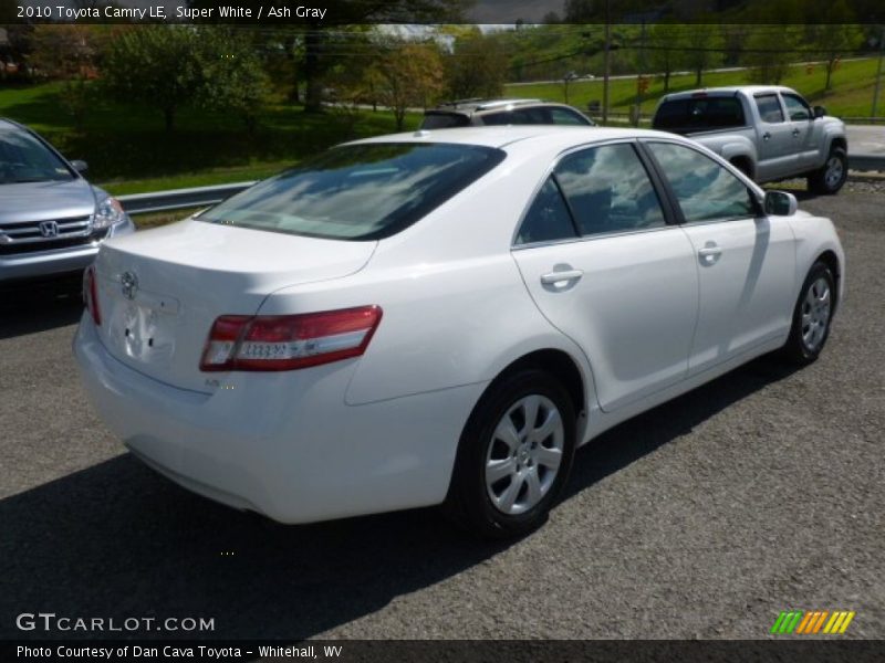 Super White / Ash Gray 2010 Toyota Camry LE