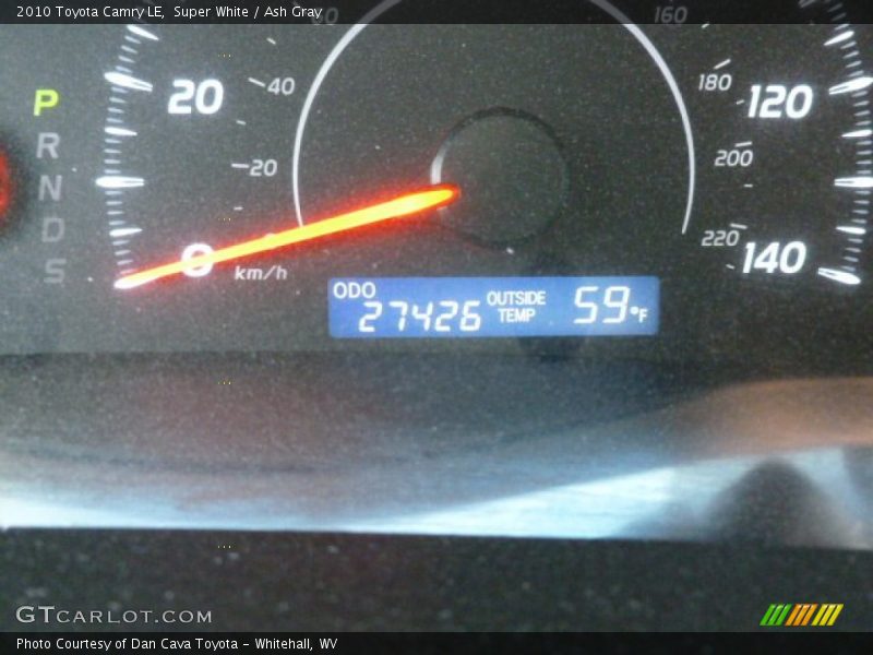 Super White / Ash Gray 2010 Toyota Camry LE