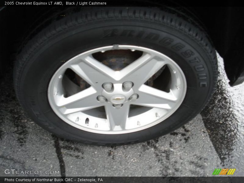 Black / Light Cashmere 2005 Chevrolet Equinox LT AWD