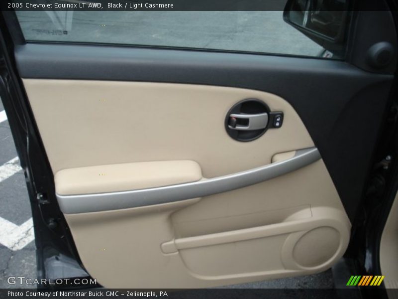 Black / Light Cashmere 2005 Chevrolet Equinox LT AWD