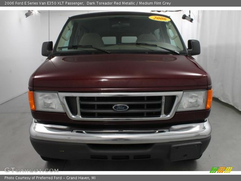 Dark Toreador Red Metallic / Medium Flint Grey 2006 Ford E Series Van E350 XLT Passenger