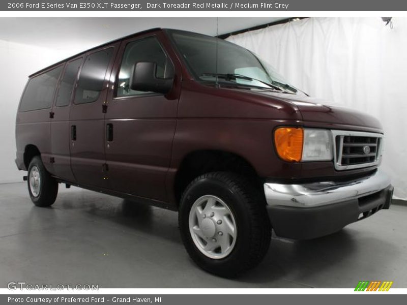 Dark Toreador Red Metallic / Medium Flint Grey 2006 Ford E Series Van E350 XLT Passenger