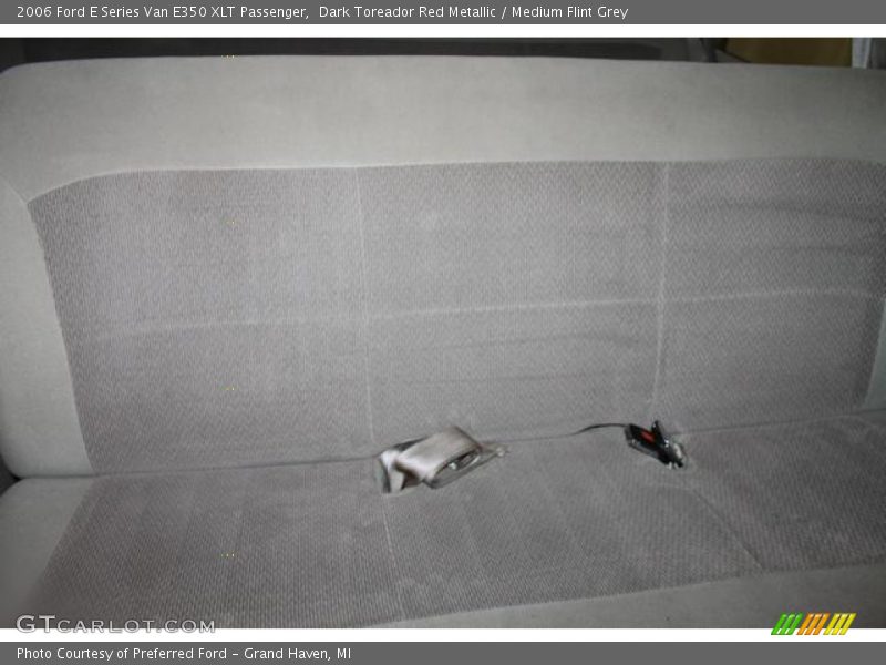 Dark Toreador Red Metallic / Medium Flint Grey 2006 Ford E Series Van E350 XLT Passenger