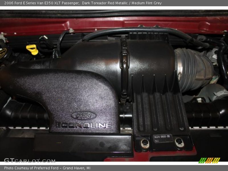 Dark Toreador Red Metallic / Medium Flint Grey 2006 Ford E Series Van E350 XLT Passenger