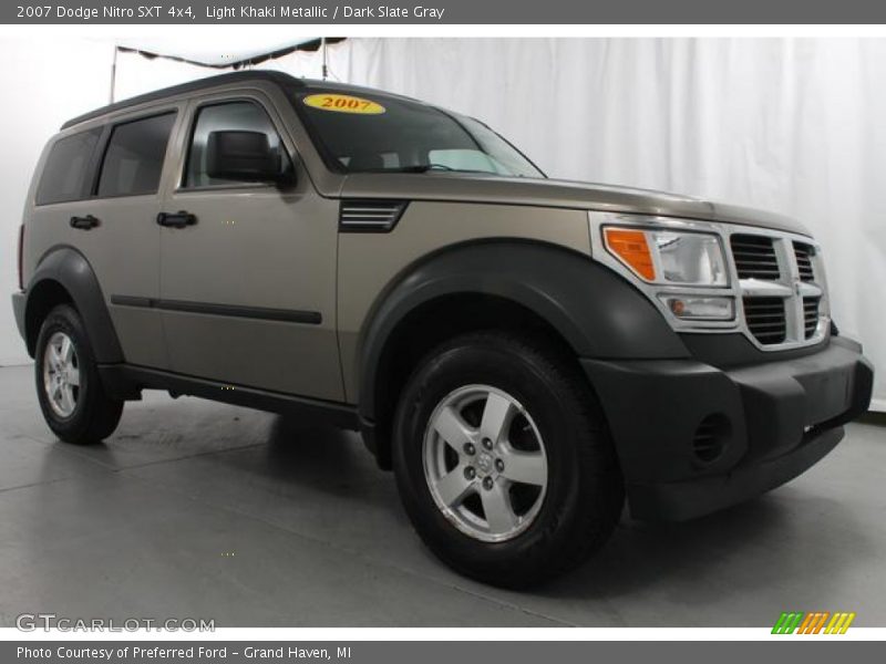 Light Khaki Metallic / Dark Slate Gray 2007 Dodge Nitro SXT 4x4