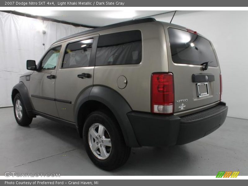 Light Khaki Metallic / Dark Slate Gray 2007 Dodge Nitro SXT 4x4