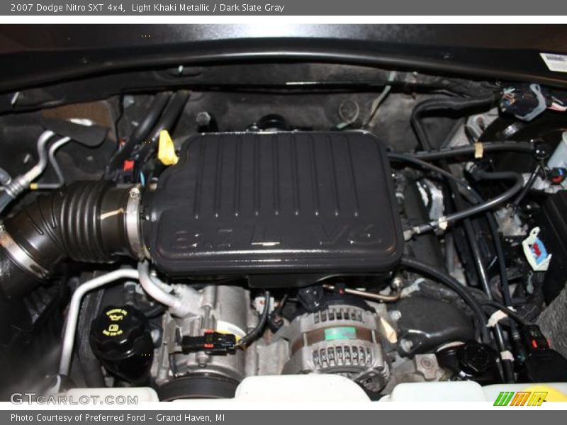 Light Khaki Metallic / Dark Slate Gray 2007 Dodge Nitro SXT 4x4