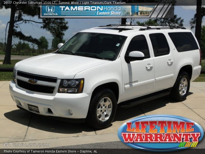 Summit White / Light Titanium/Dark Titanium 2007 Chevrolet Suburban 1500 LT
