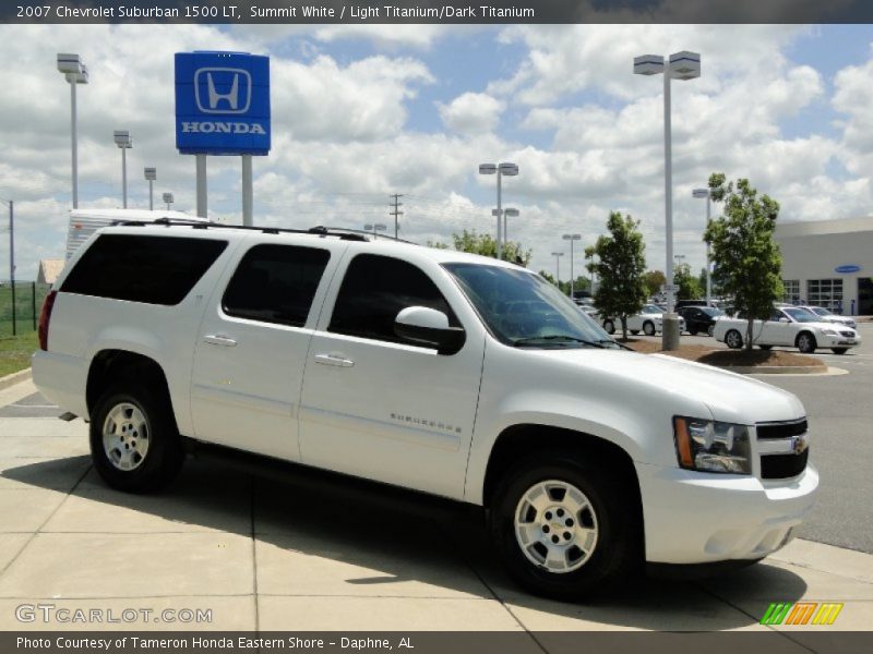 Summit White / Light Titanium/Dark Titanium 2007 Chevrolet Suburban 1500 LT
