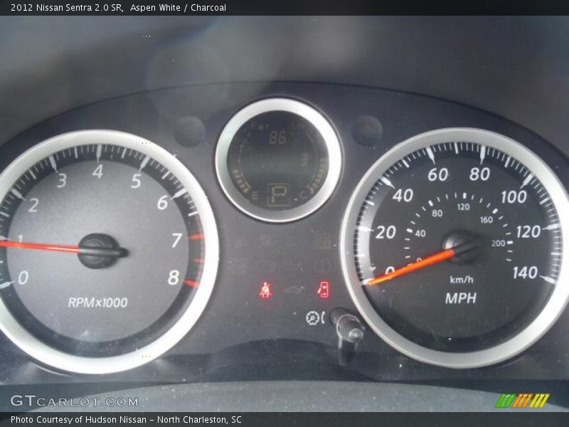 Aspen White / Charcoal 2012 Nissan Sentra 2.0 SR