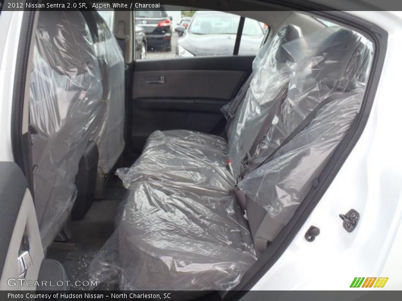 Aspen White / Charcoal 2012 Nissan Sentra 2.0 SR