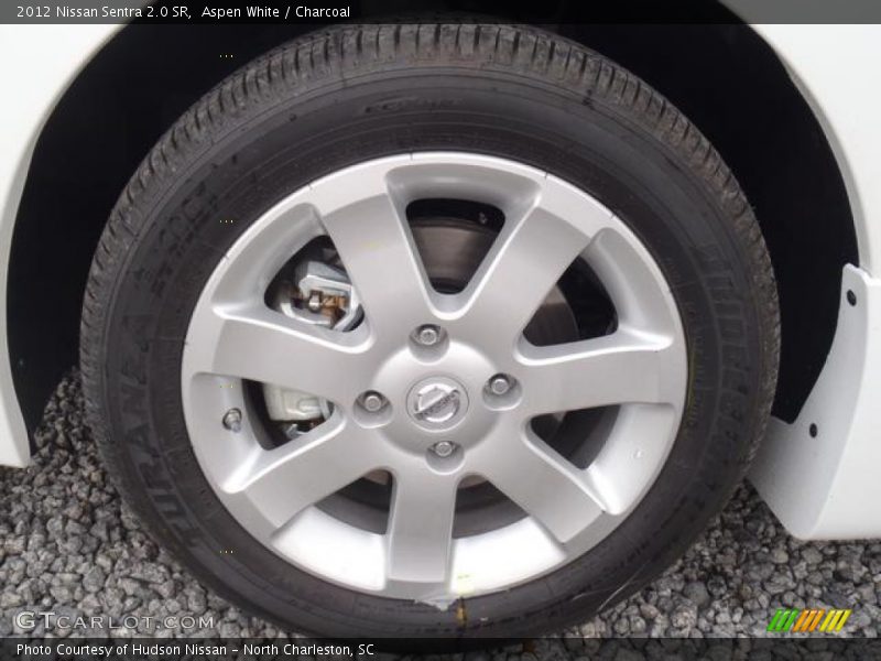 Aspen White / Charcoal 2012 Nissan Sentra 2.0 SR