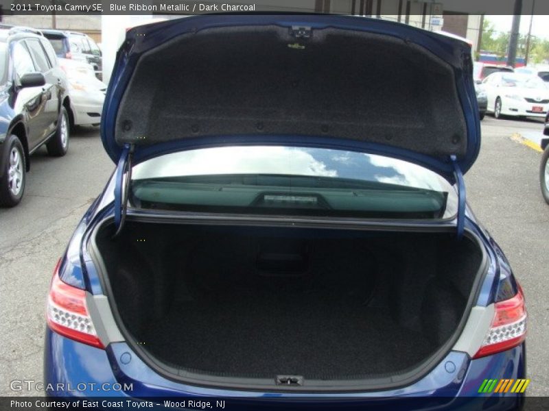 Blue Ribbon Metallic / Dark Charcoal 2011 Toyota Camry SE